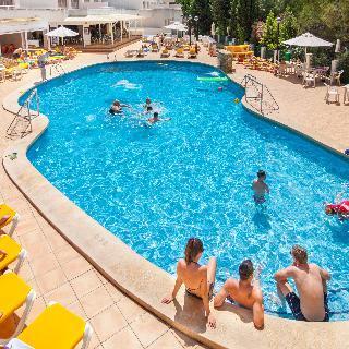 Vista Club Apartahotel 3*