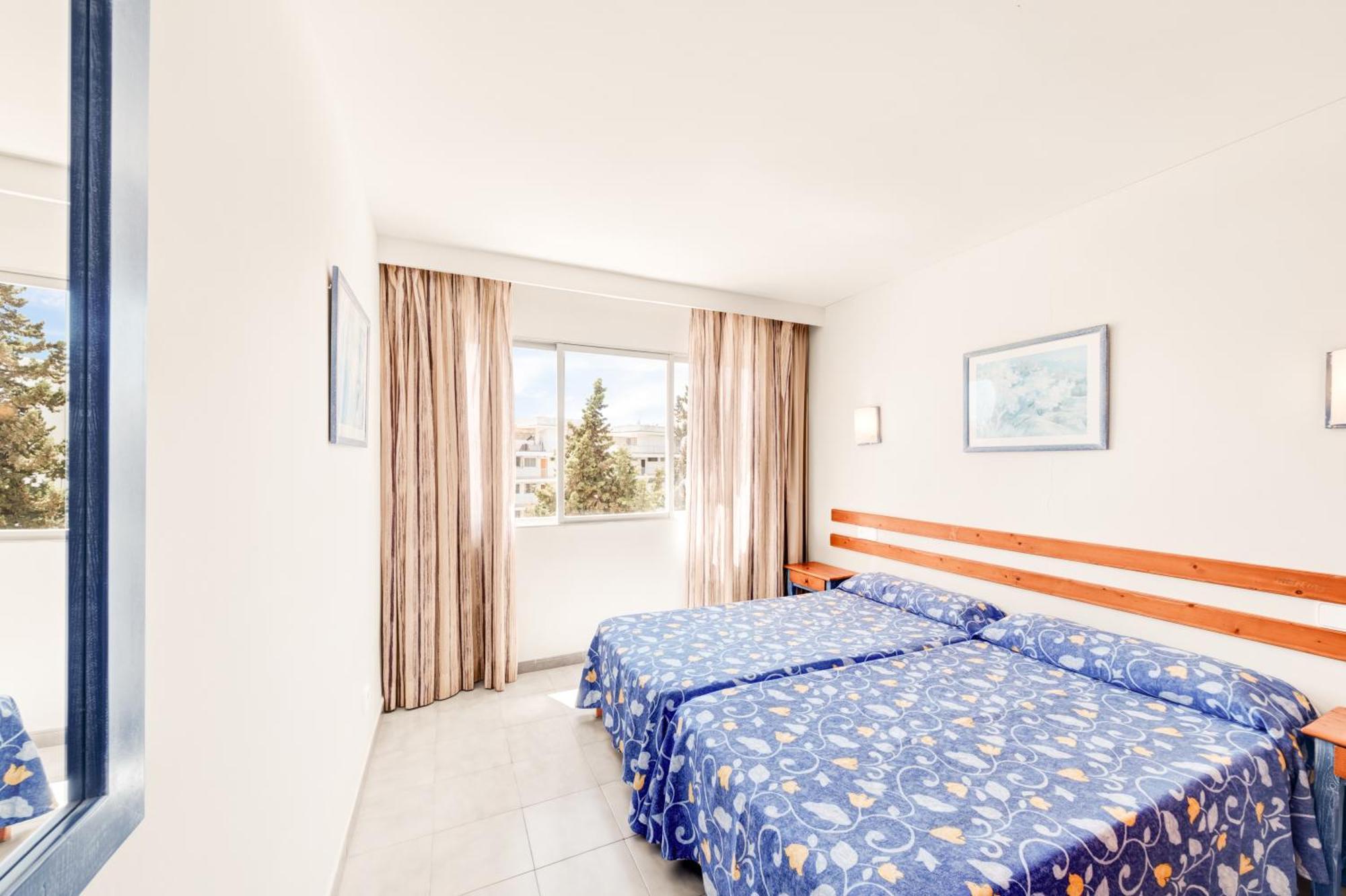 Vista Club Apartahotel 3*
